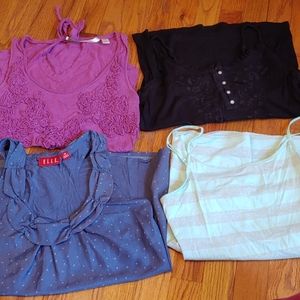 Bundle of tanktops